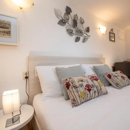 Apartment Amalia Volosko